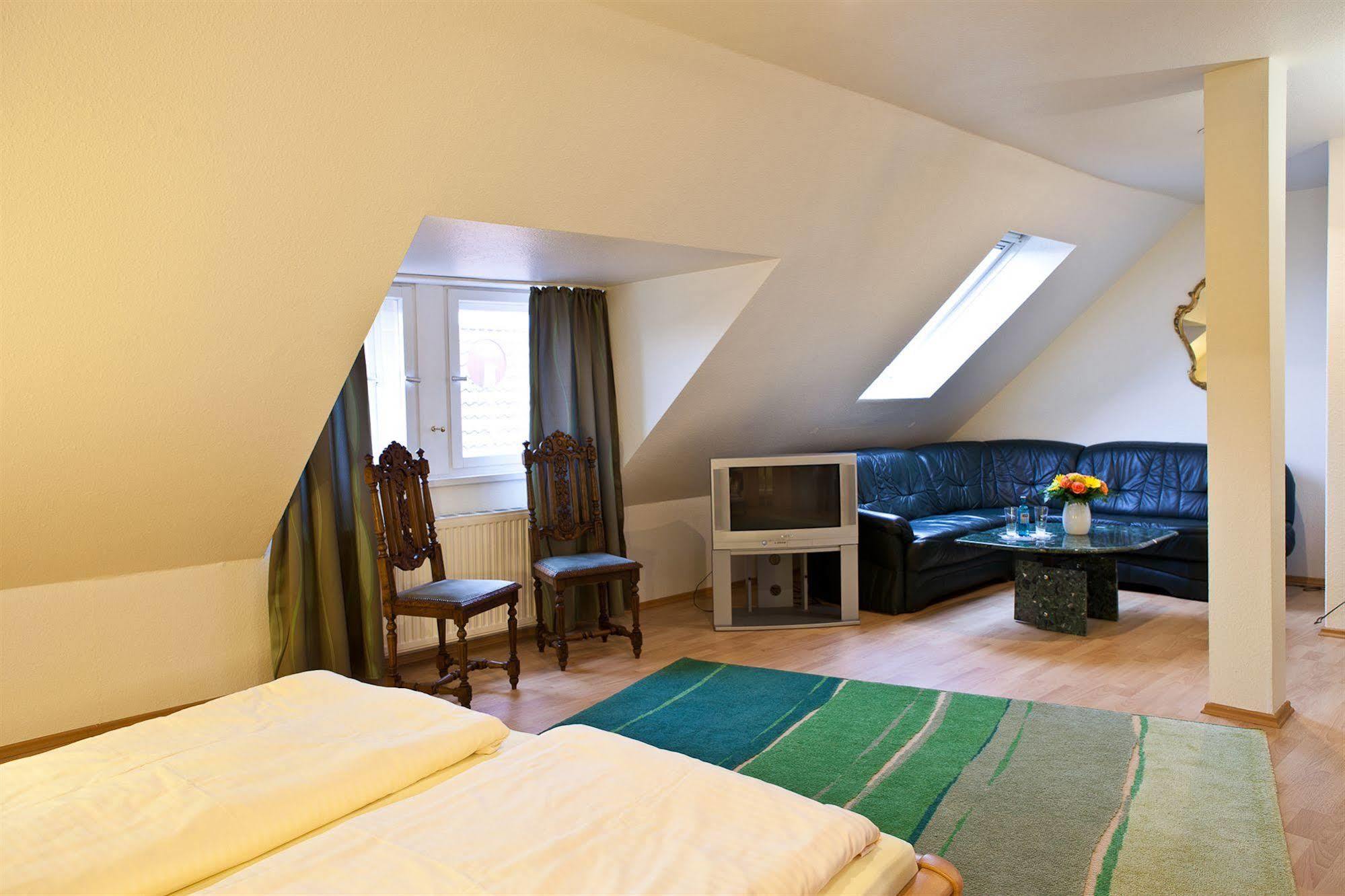 Hotel Busch Westerstede Exteriör bild